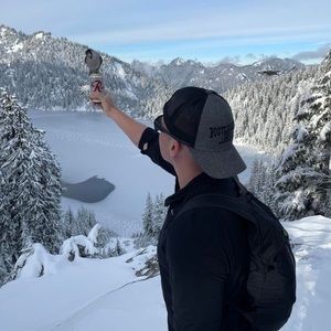 Meet your Posher, Justin